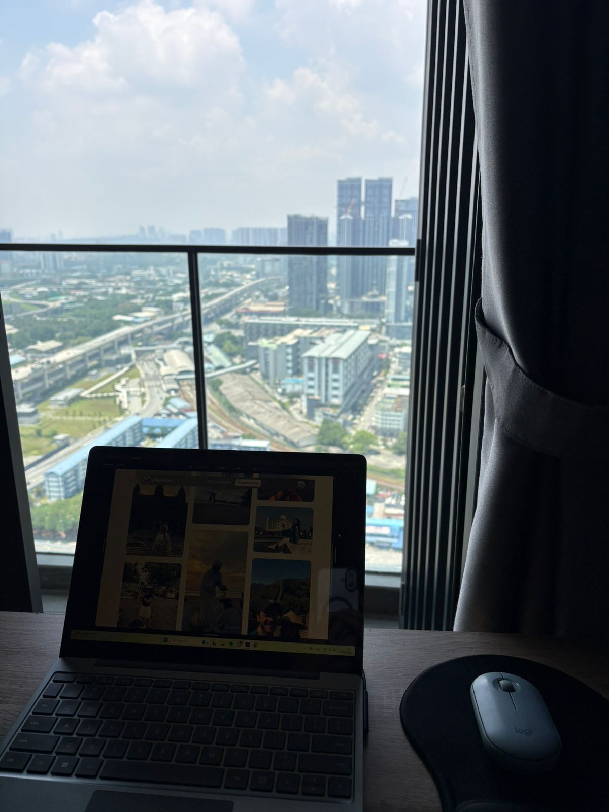 An illustrative sketch of a flower